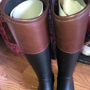 Tory Burch rain/ snow boots. Plastic/leather
